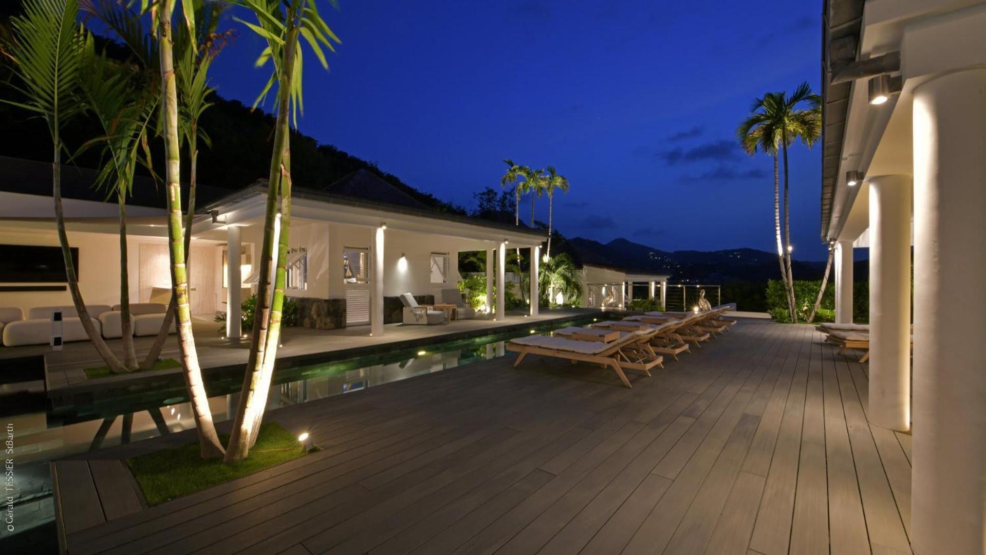 Modern Villa With Two Swimming Pools Petit Cul-de-Sac 外观 照片