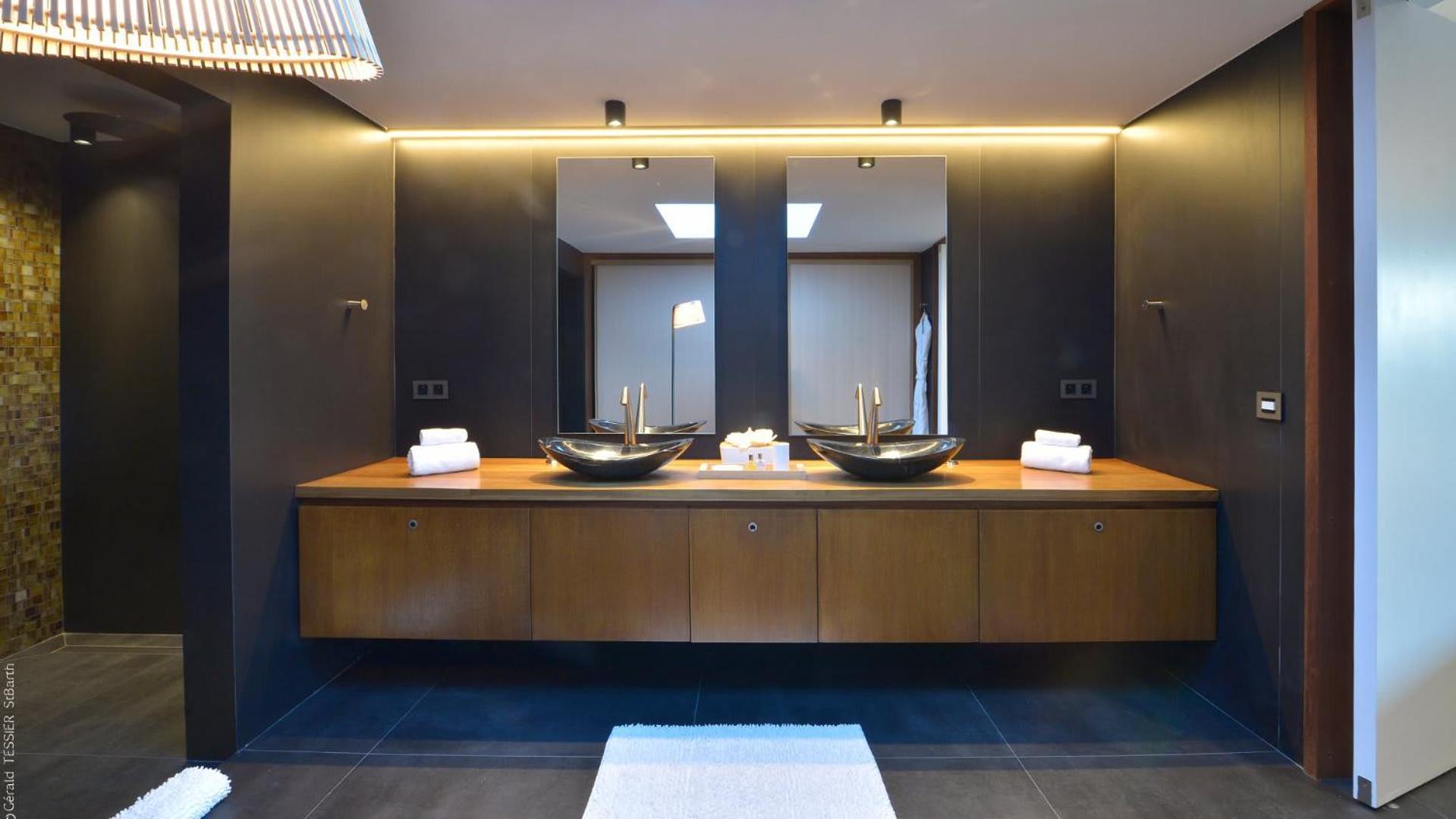 Modern Villa With Two Swimming Pools Petit Cul-de-Sac 外观 照片