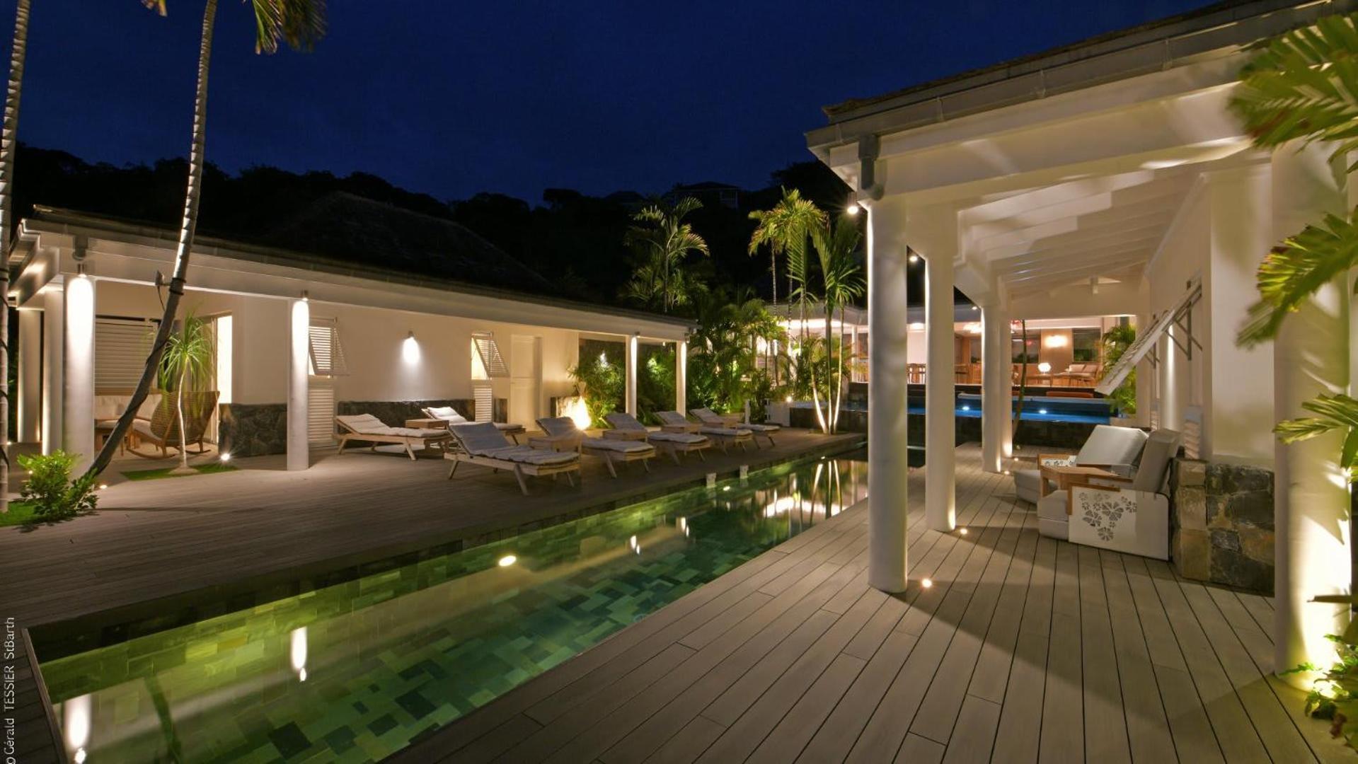 Modern Villa With Two Swimming Pools Petit Cul-de-Sac 外观 照片