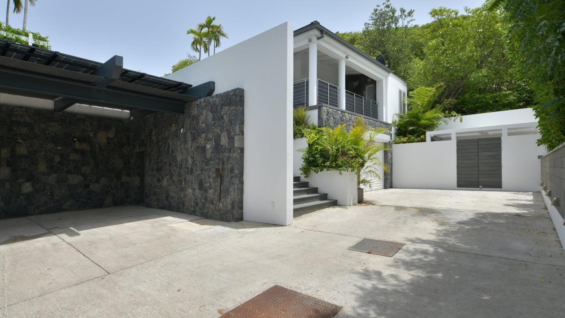 Modern Villa With Two Swimming Pools Petit Cul-de-Sac 外观 照片