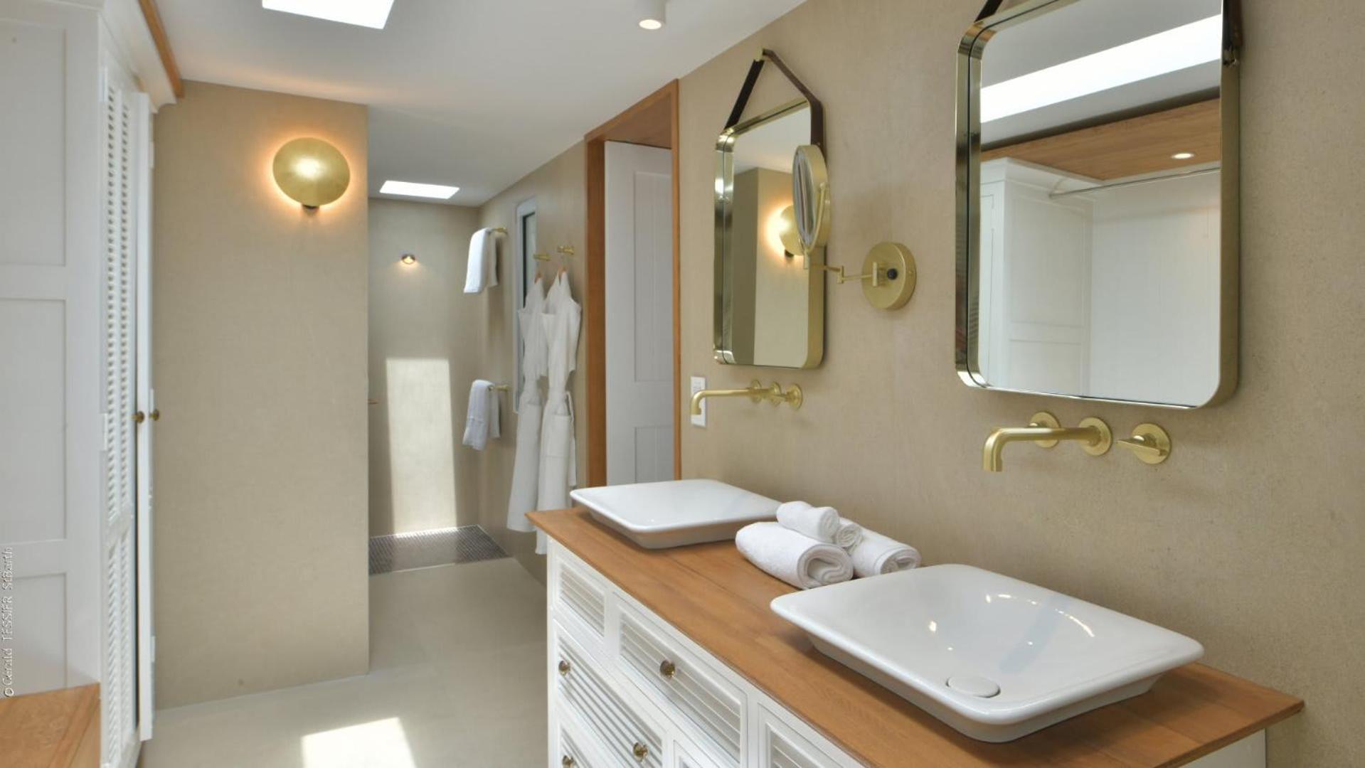 Modern Villa With Two Swimming Pools Petit Cul-de-Sac 外观 照片