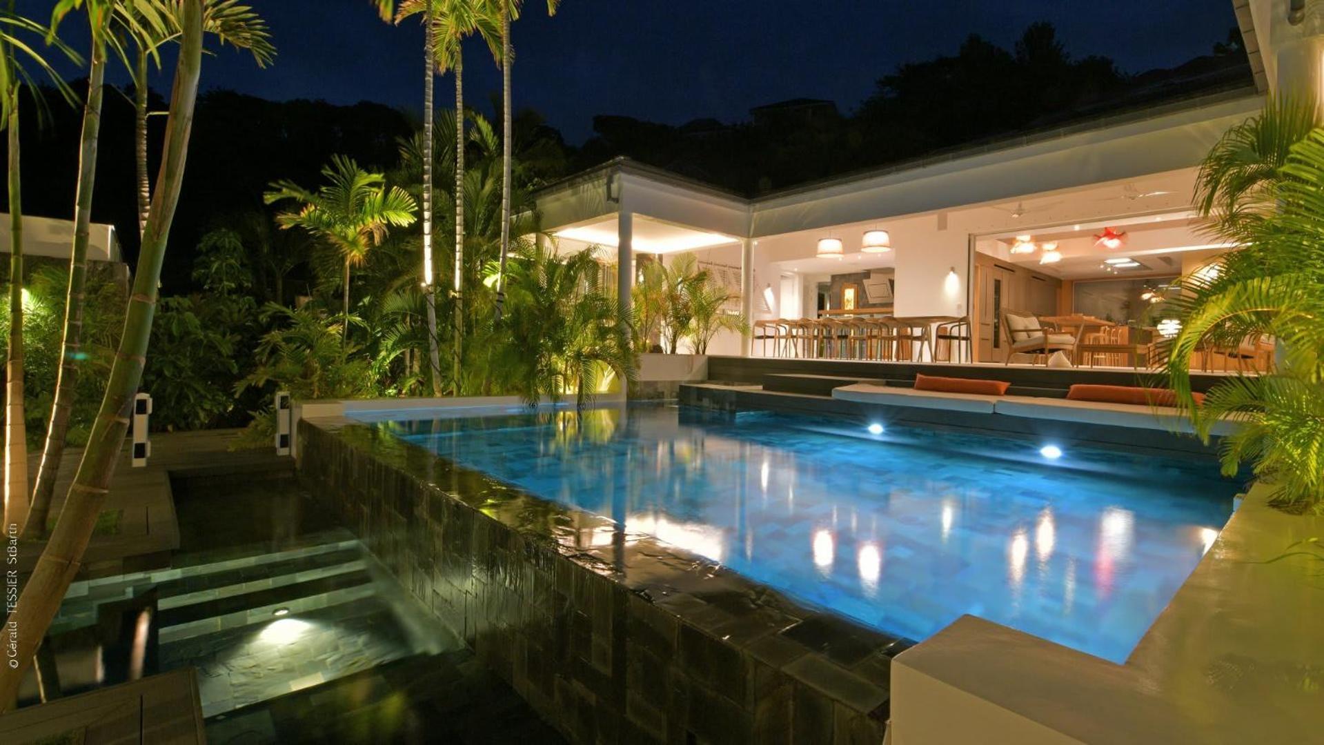 Modern Villa With Two Swimming Pools Petit Cul-de-Sac 外观 照片